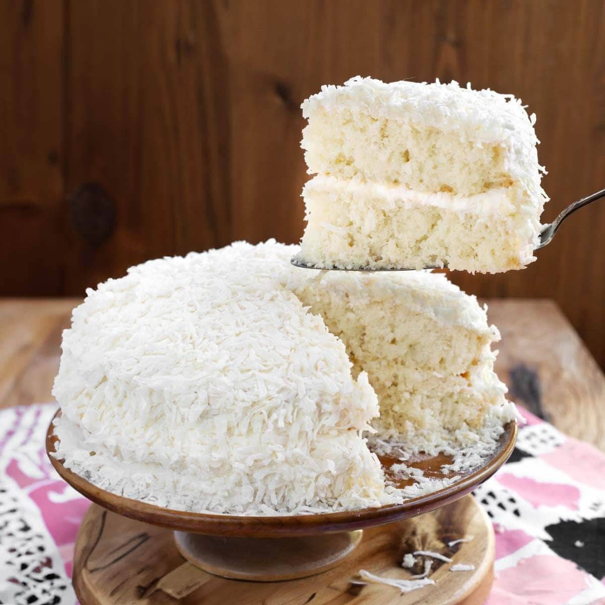 Easy Ultimate Coconut Cake Recipe: Travel Tips & Assembly